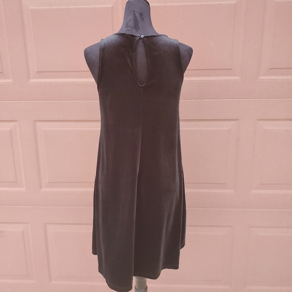 Old Navy Sleeveless Black A-Line Velour Dress Size Small Tall NWOT - Picture 10 of 12